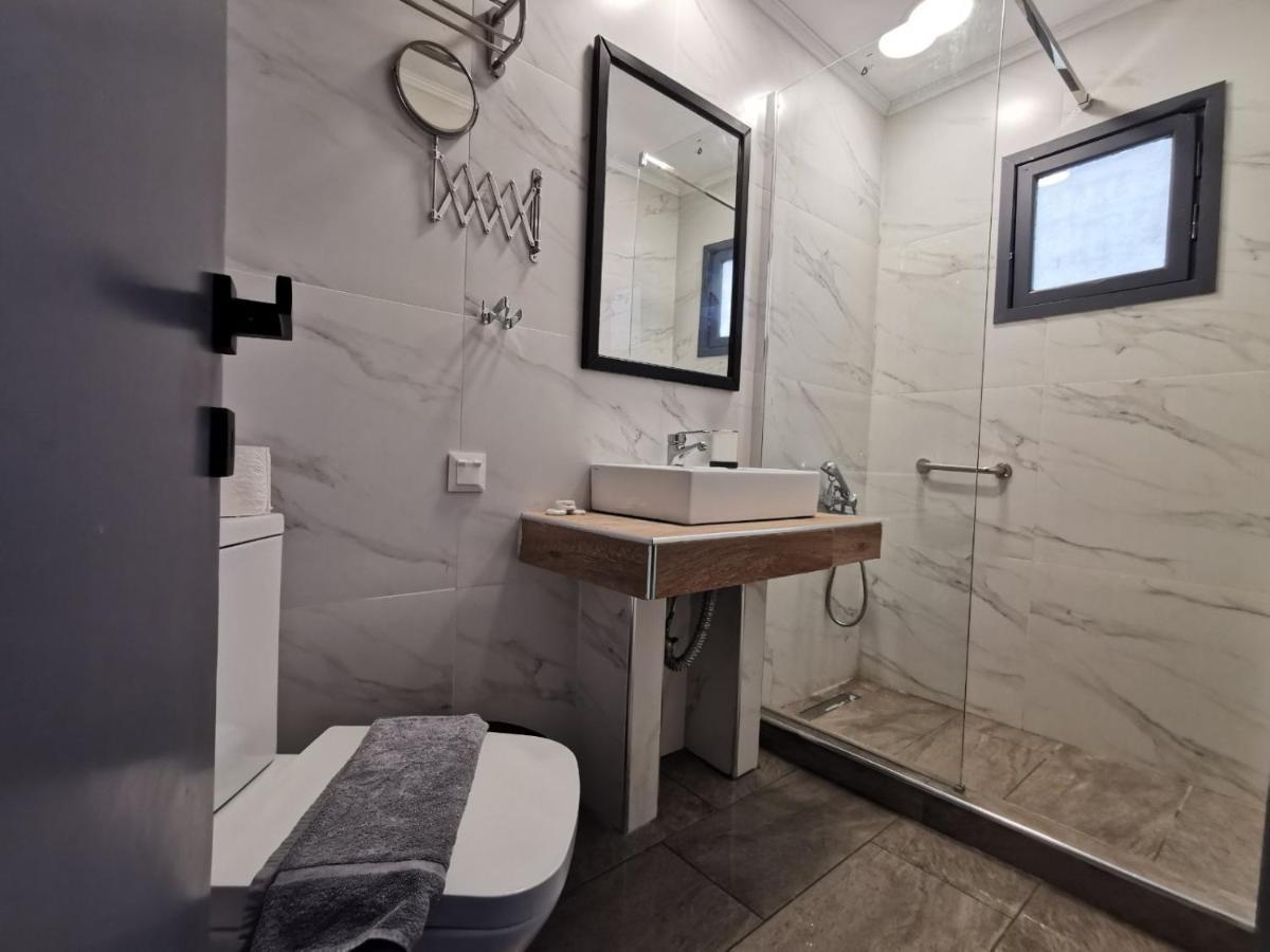 Amalthea Aparthotel Мола Калива Екстериор снимка