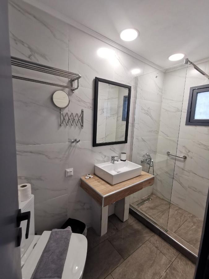 Amalthea Aparthotel Мола Калива Екстериор снимка