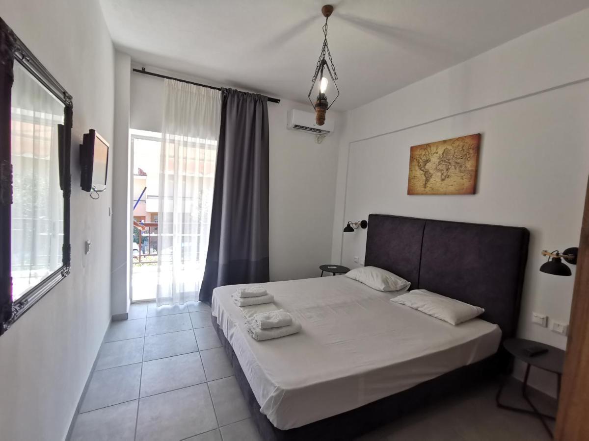 Amalthea Aparthotel Мола Калива Екстериор снимка
